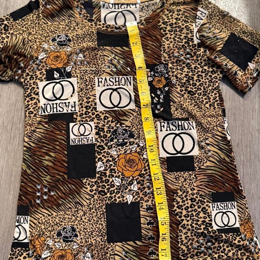 Vintage y2k 2000s‎ Leopard print top with rhinestone details - Picture 3 of 6